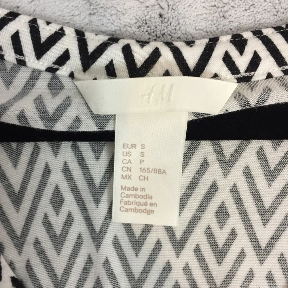H&M Henley Womens Small Black and White V Neck Long Sleeve - Picture 5 of 9
